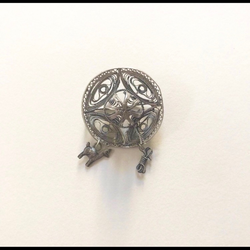 Antique/Vintage 1950s Sterling Silver Mexican Sombrero Hat Charm Brooch​… - Picture 7 of 10